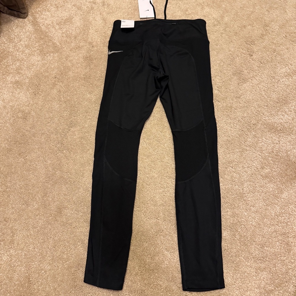 NWT Nike full length leggings